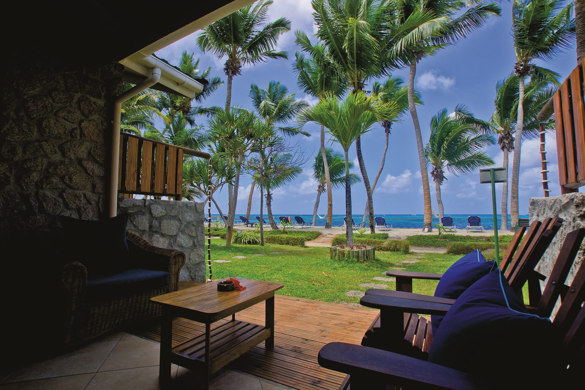 IOZ_SEY_019_20170702_OL