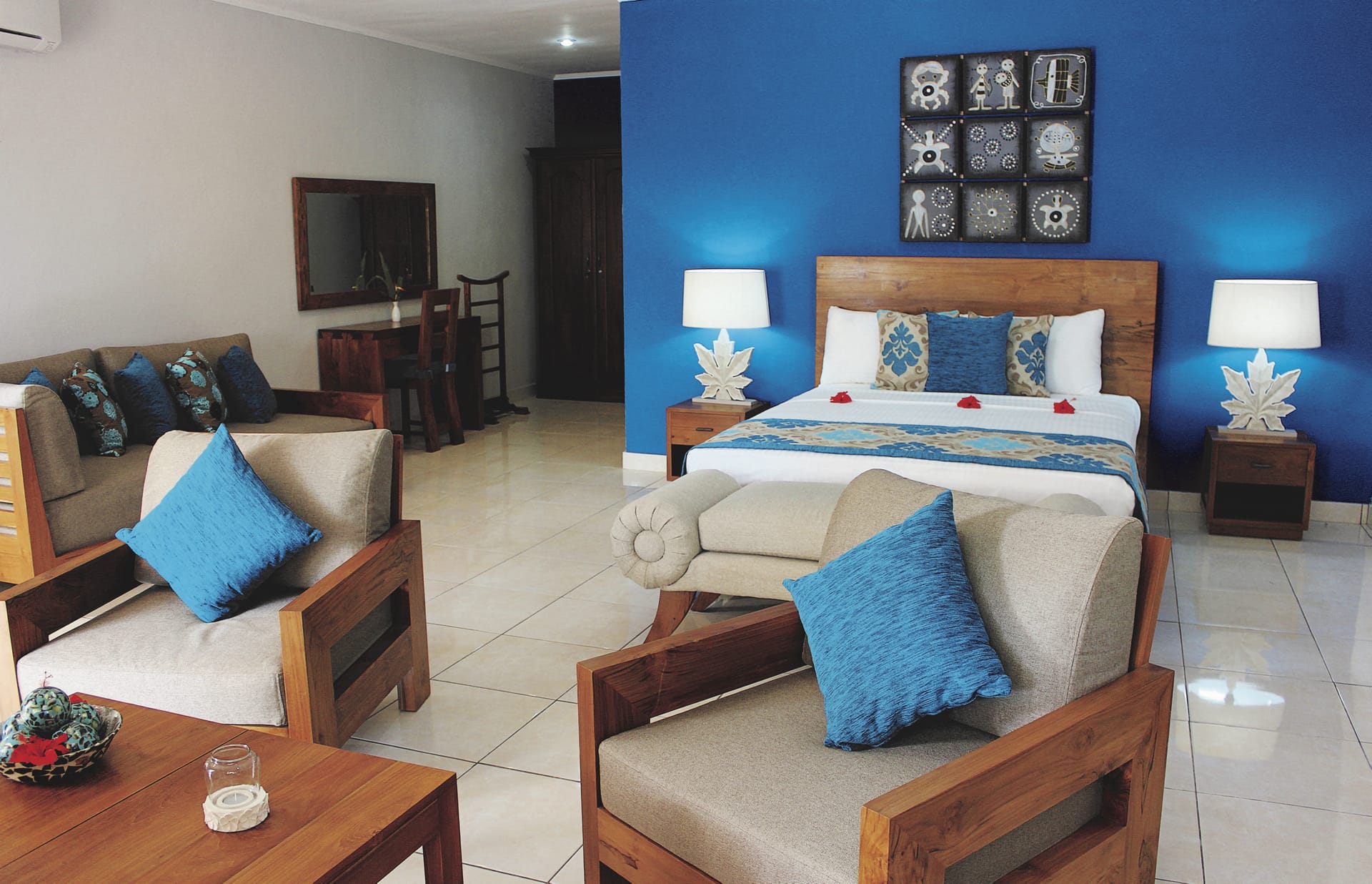 IOZ_SEY_01_20130712_DTT