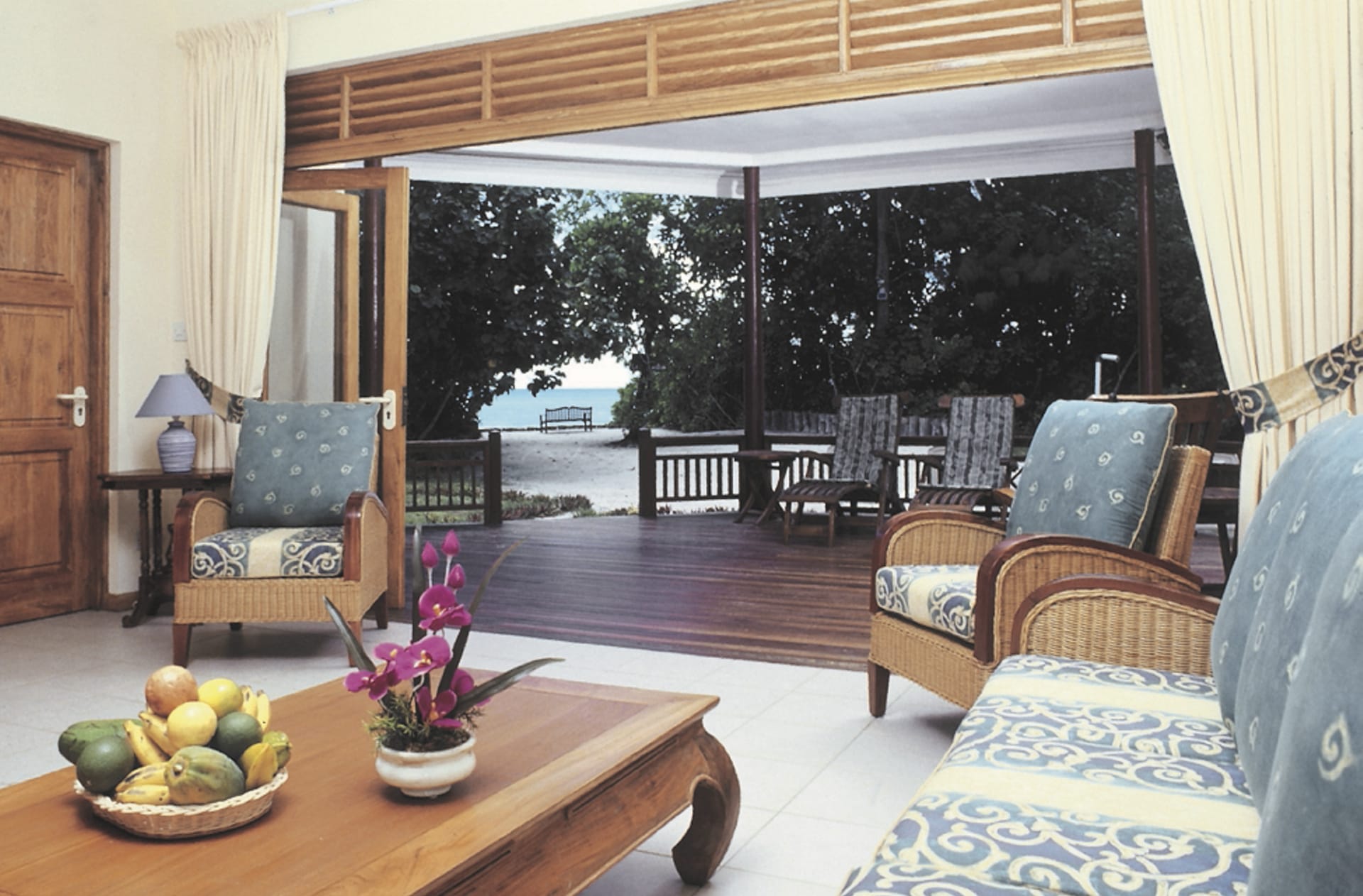 IOZ_SEY_02_20130716_DTT