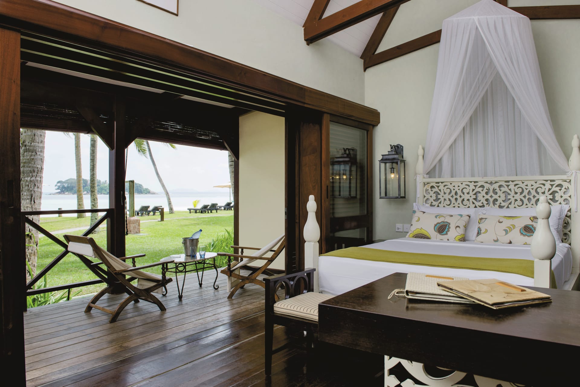 IOZ_SEY_061_20170714_OL