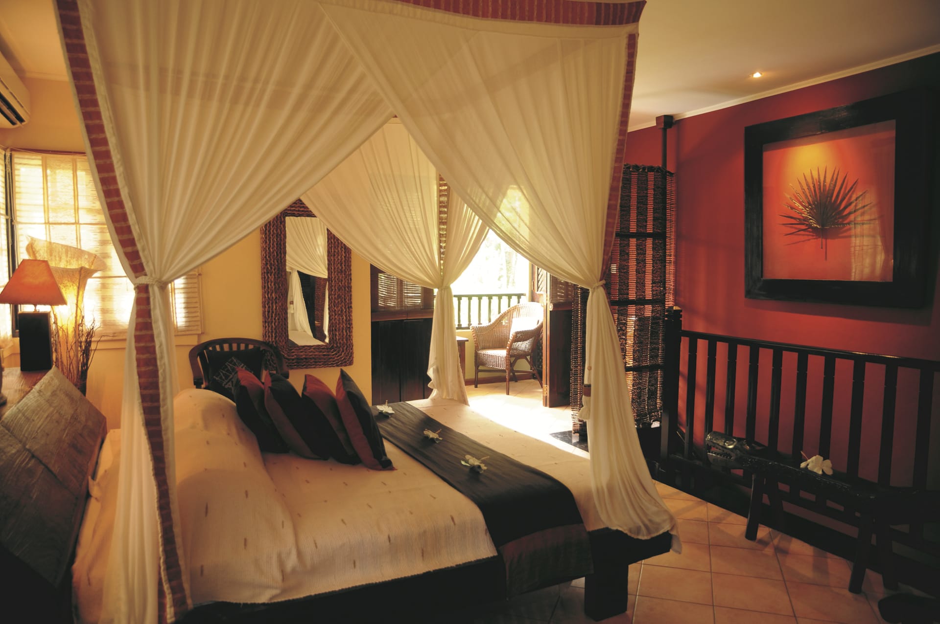 IOZ_SEY_070_20110809_VL