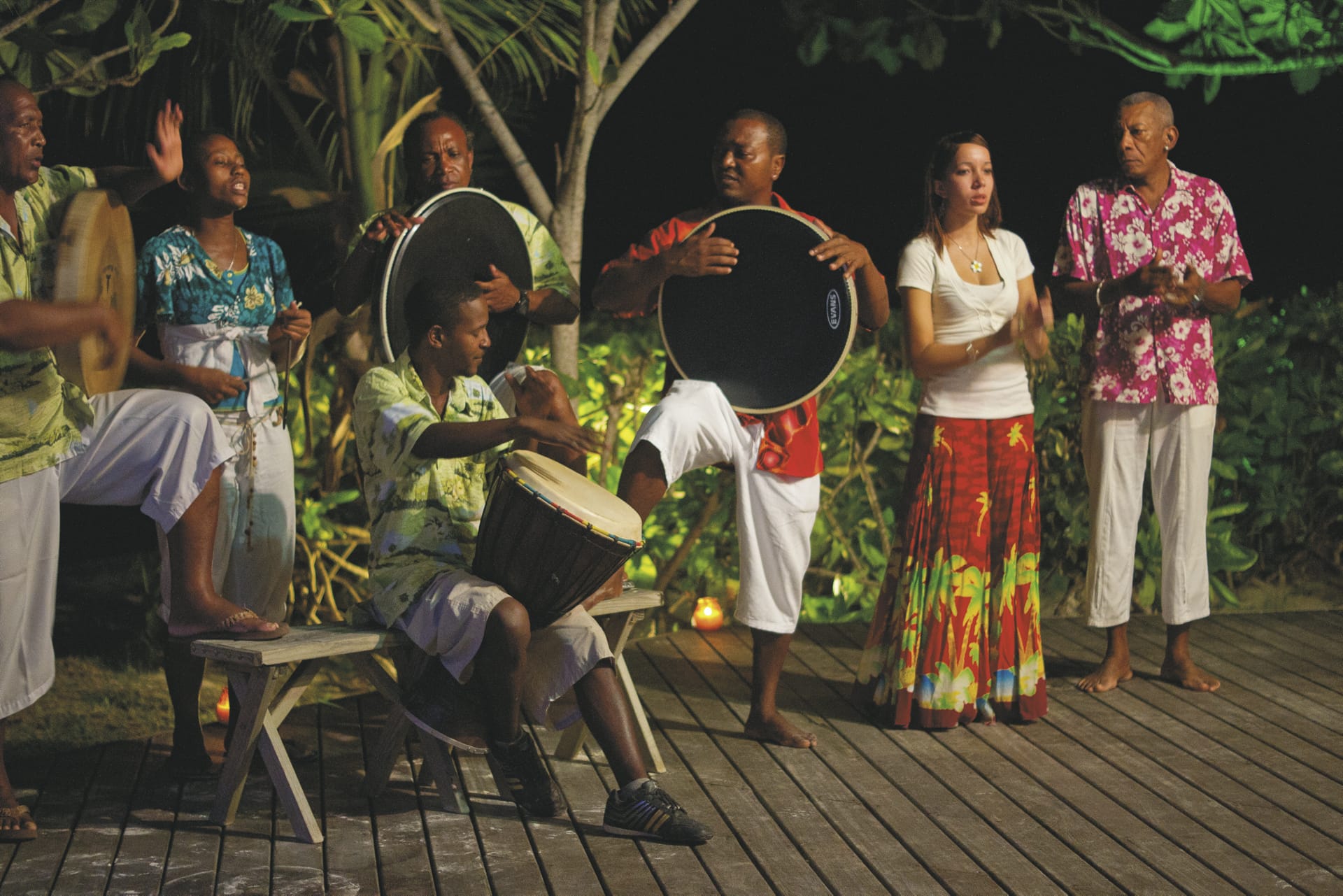 IOZ_SEY_20180802_OL_1_9