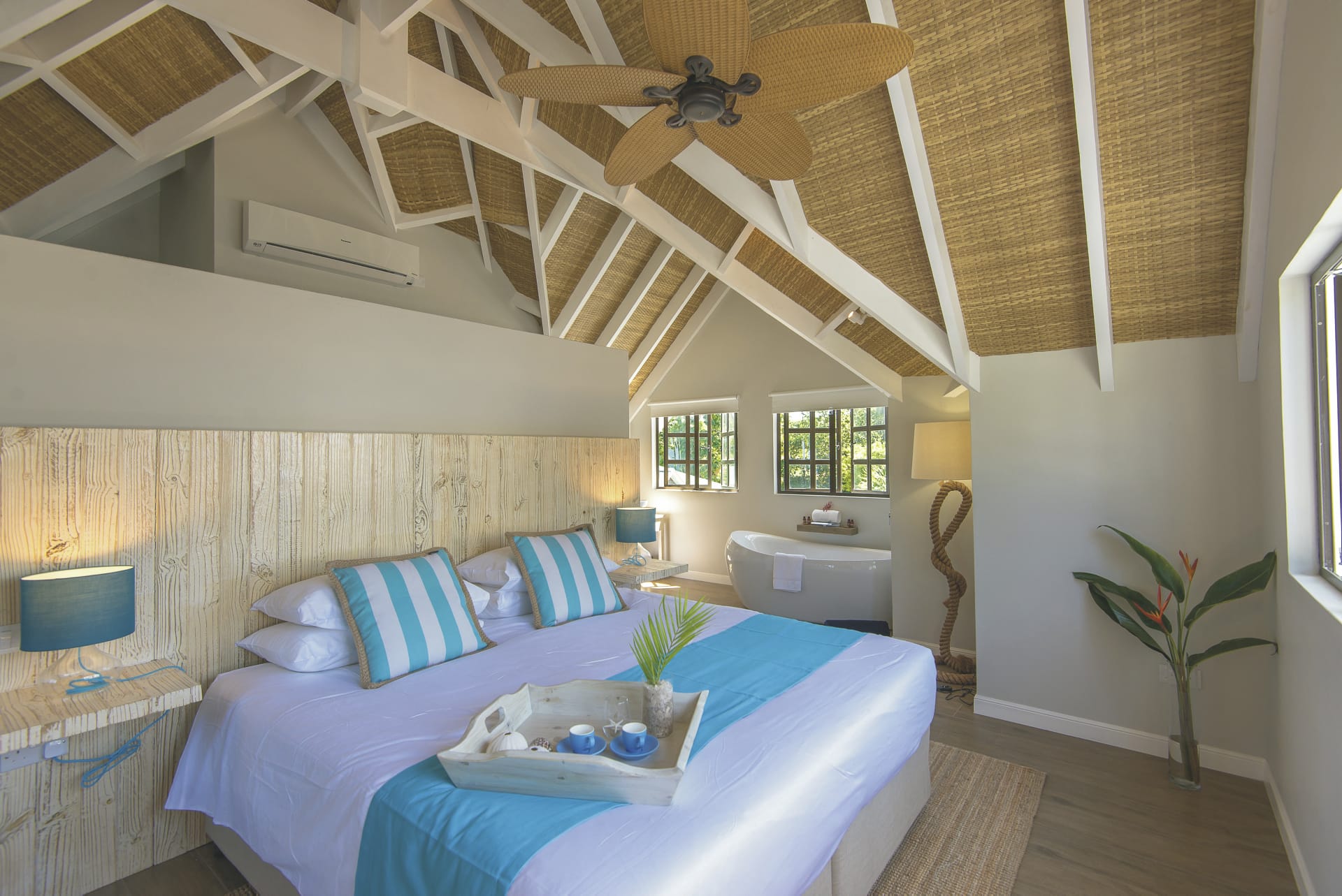 IOZ_SEY_20180803_OL_1_28