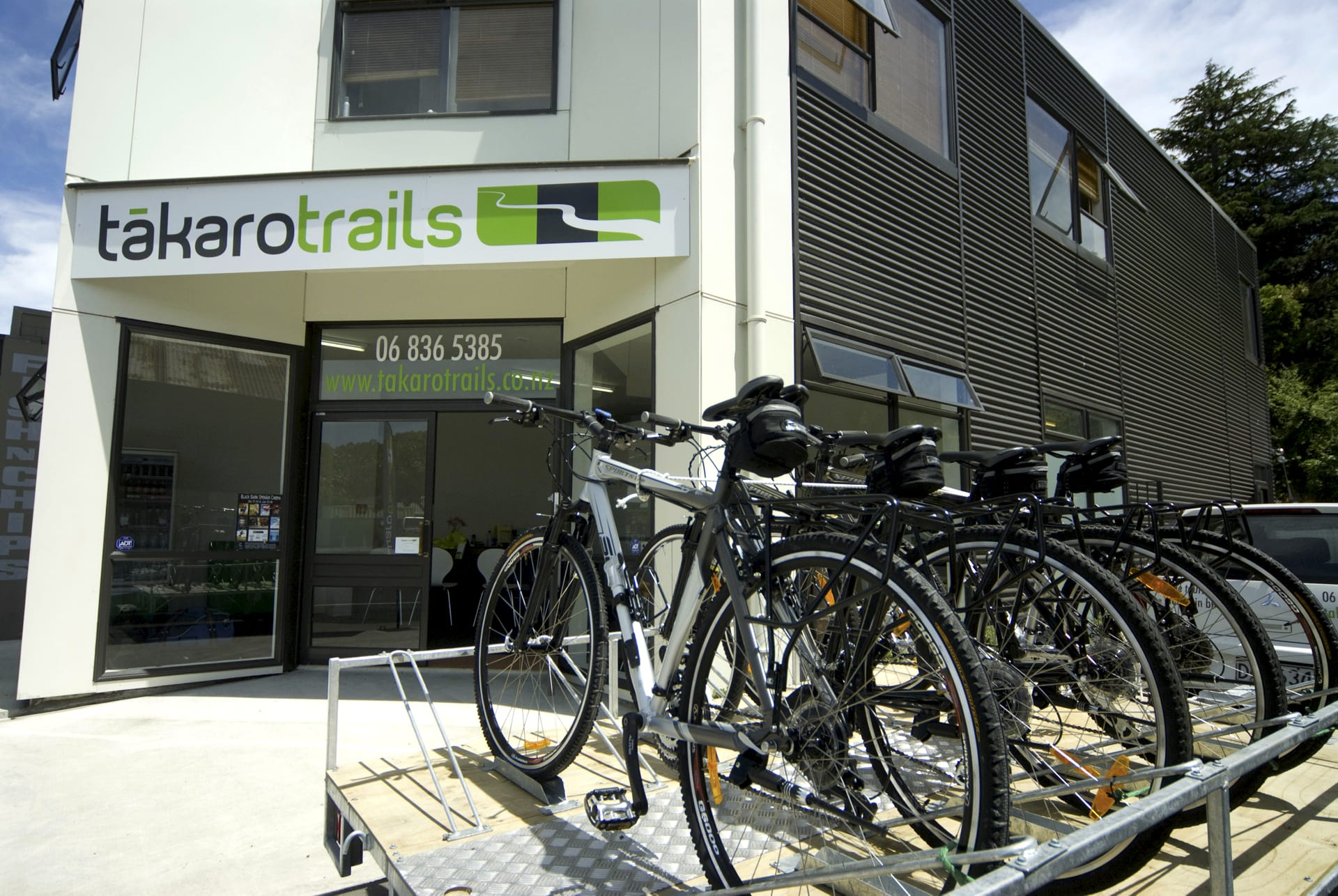 NZL_DIV_140_20110926_OL