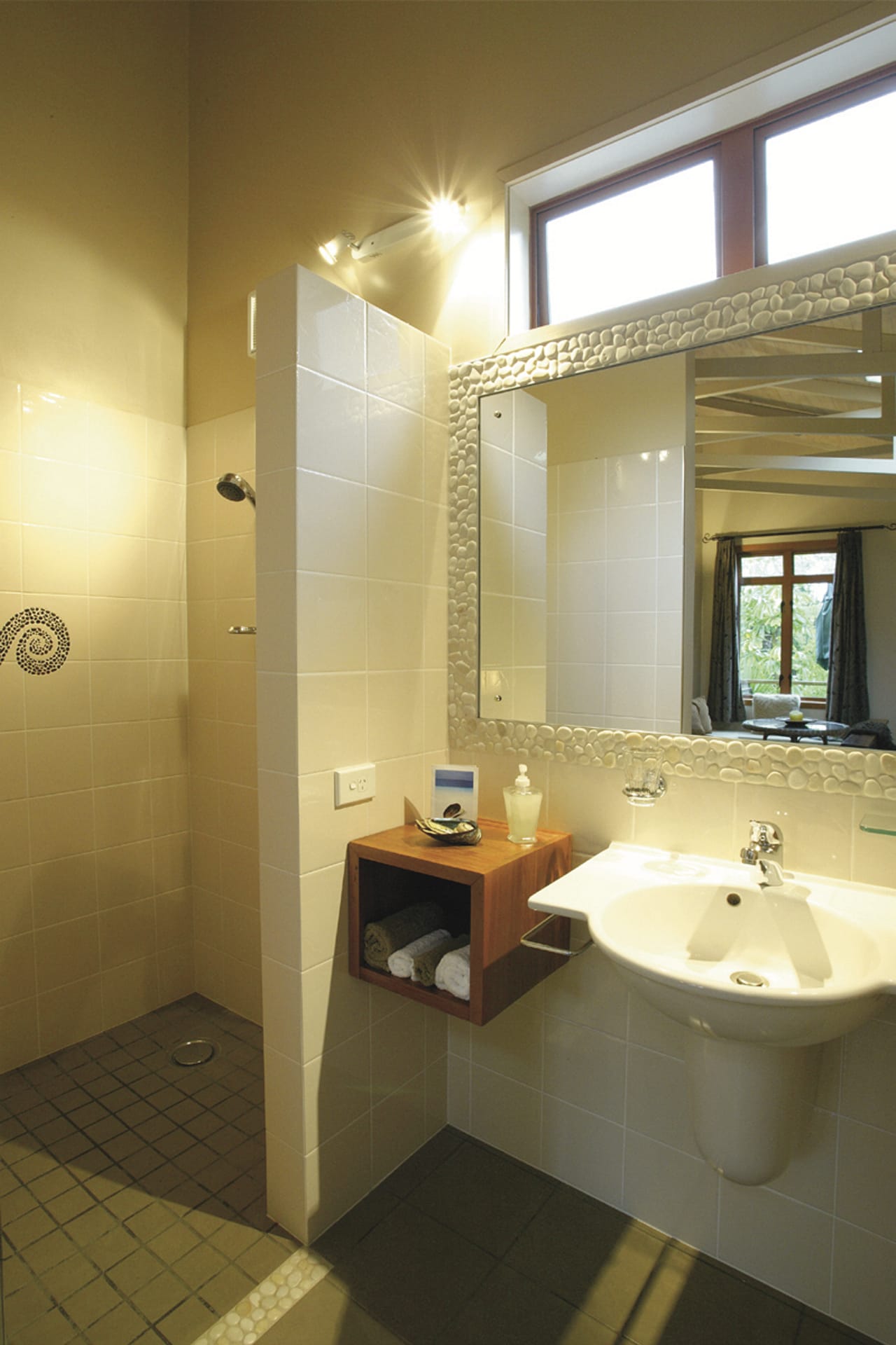 NZL_NIS_008_20110719_OL