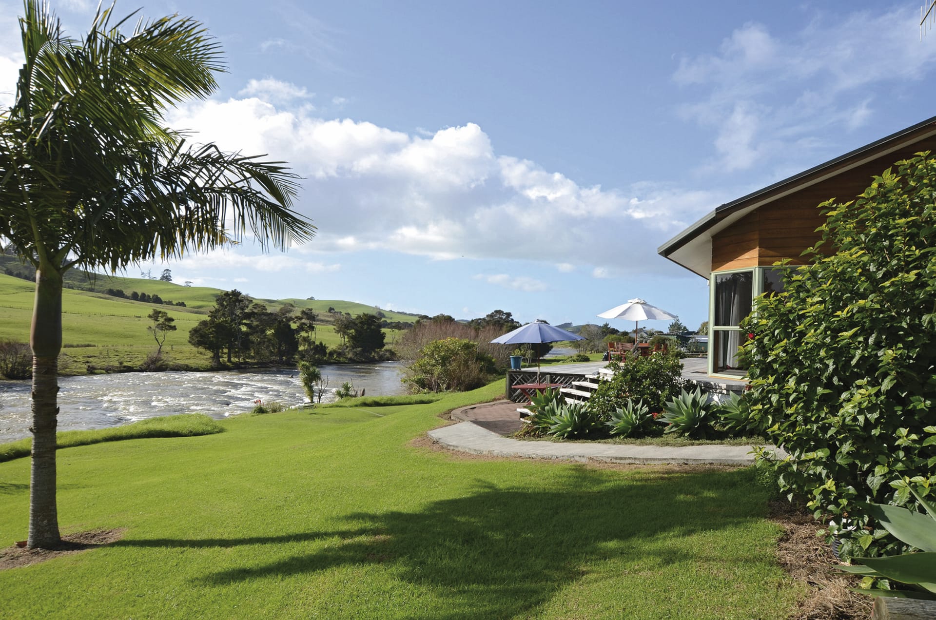 NZL_NIS_018_20140820_OL