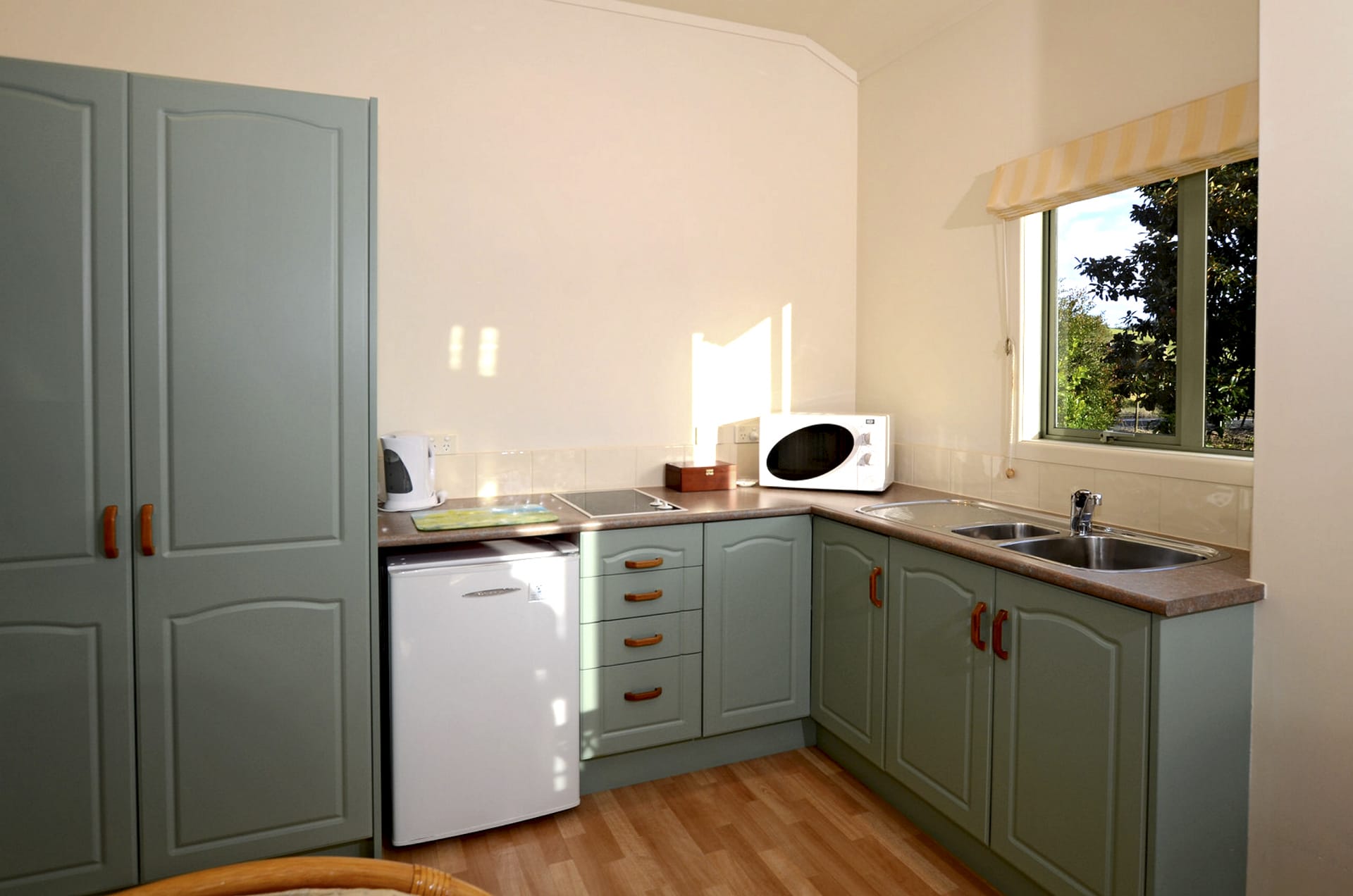 NZL_NIS_026_20140820_OL