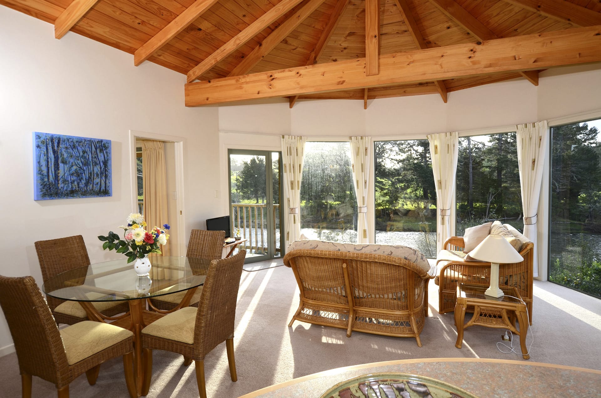 NZL_NIS_027_20140820_OL