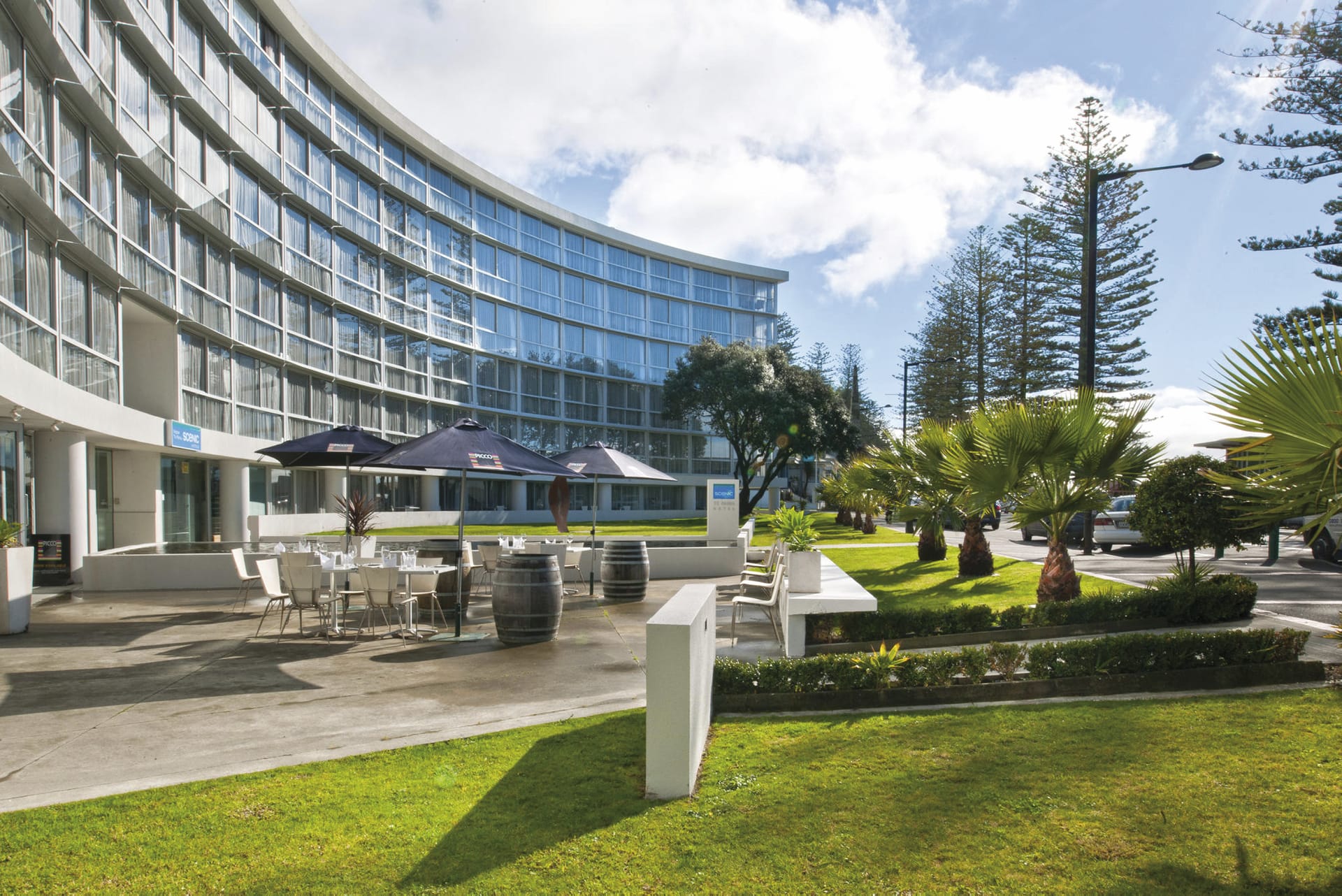 NZL_NIS_066_20110826_OL