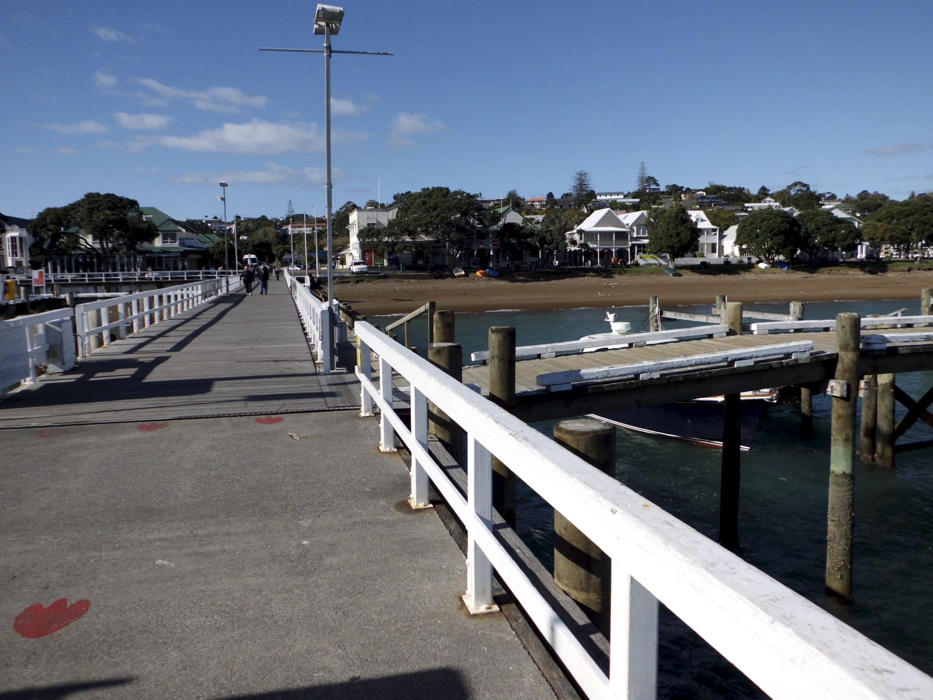 NZL_NIS_084_20140923_OL