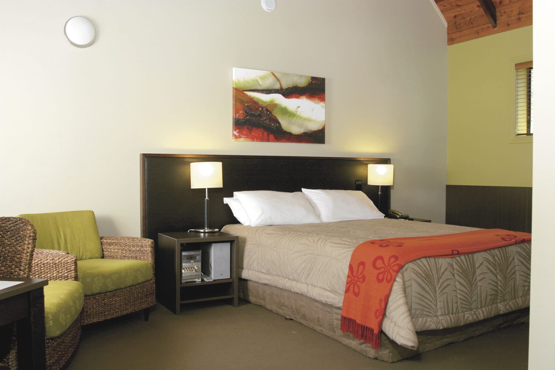 NZL_NIS_139_20100923_SS