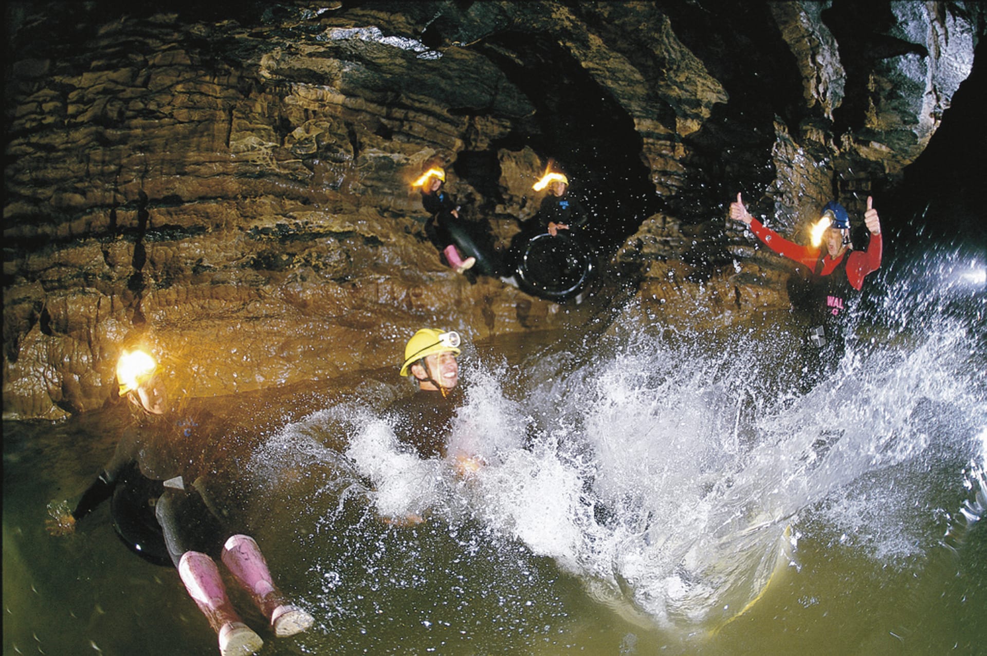 NZL_NIS_165_20080904_IVB