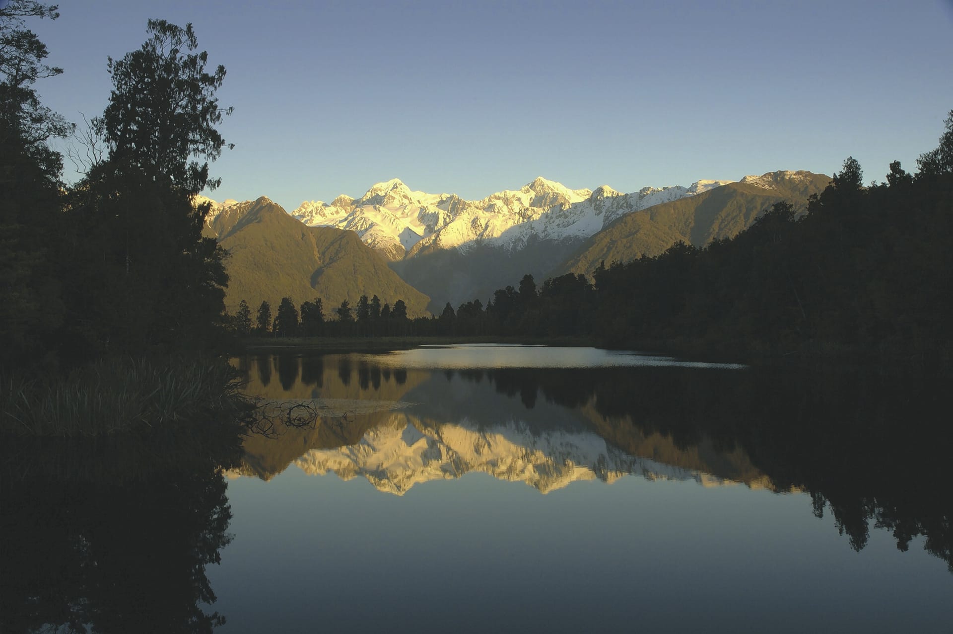 NZL_SIS_058_20071009_IVB