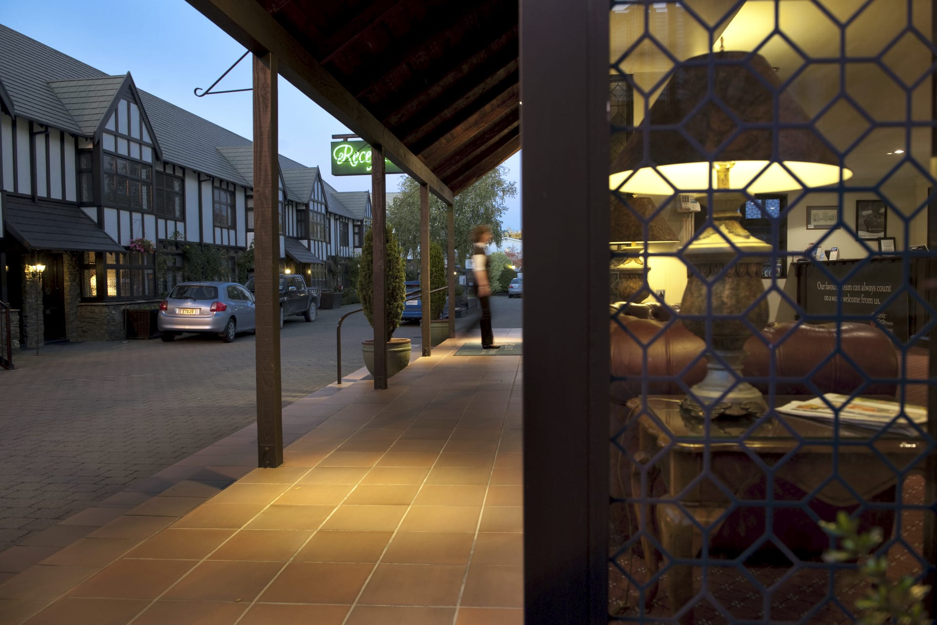 NZL_SIS_098_20110914_OL