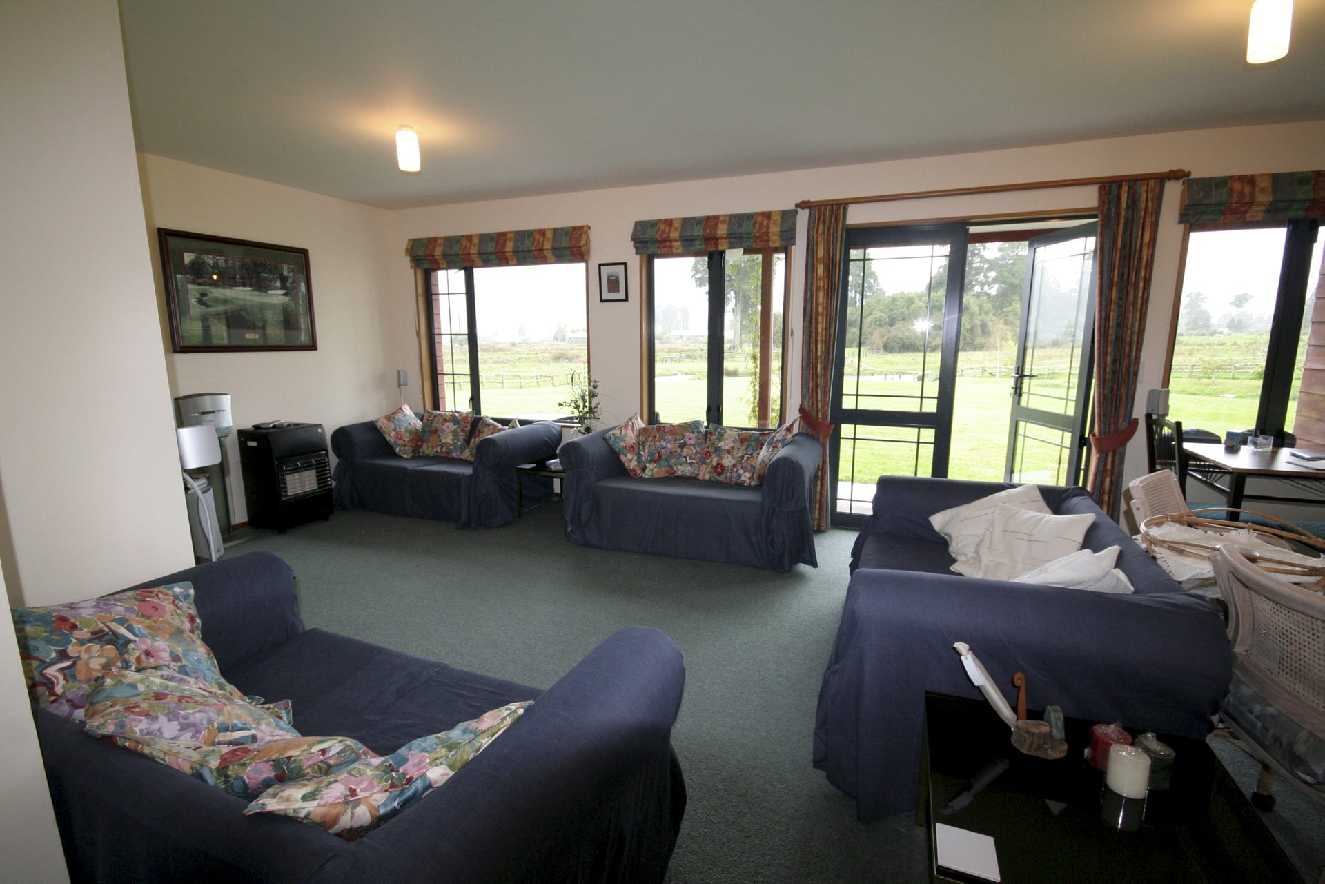 NZL_SIS_136_20110922_OL