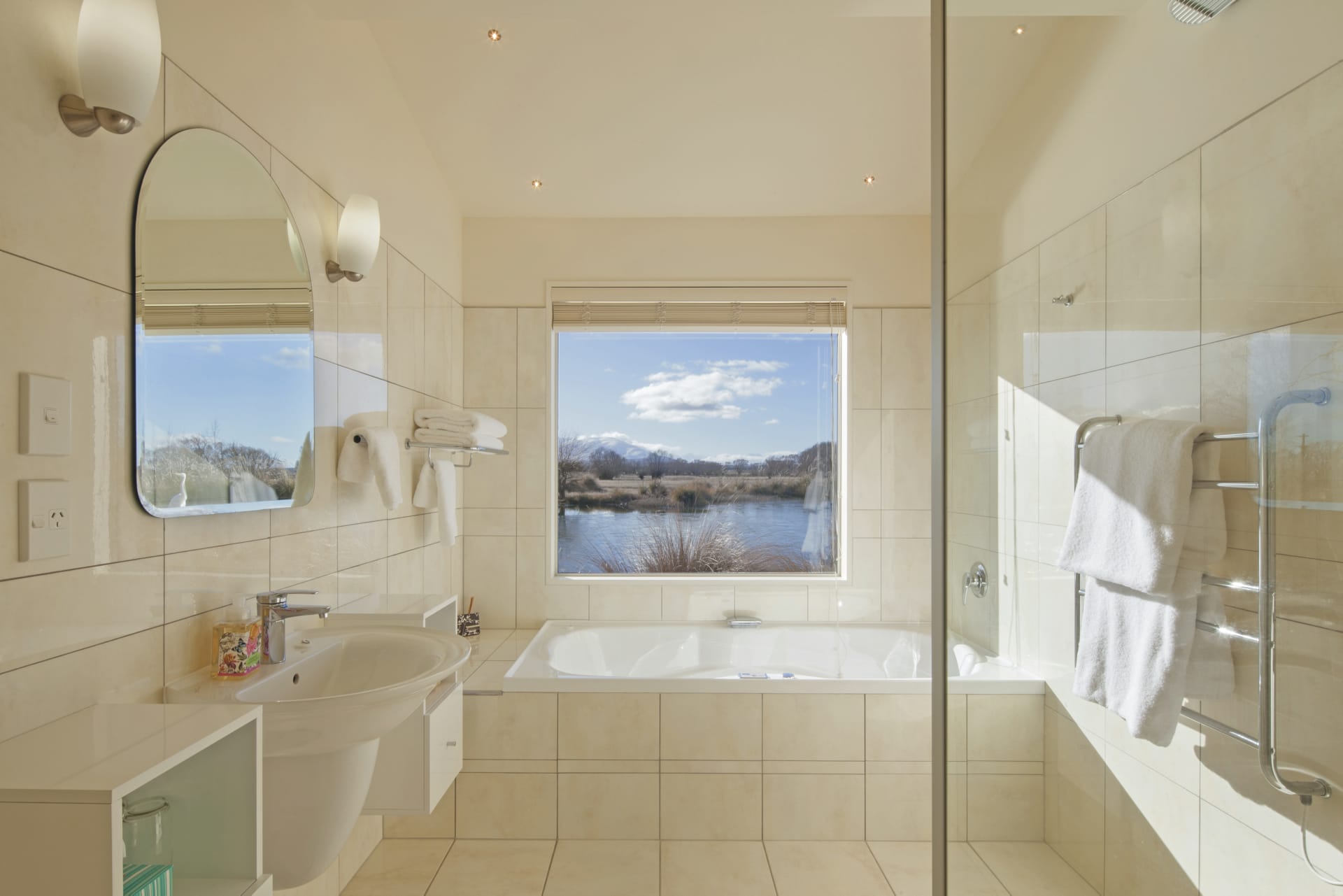 NZL_SIS_20181004_OL_1