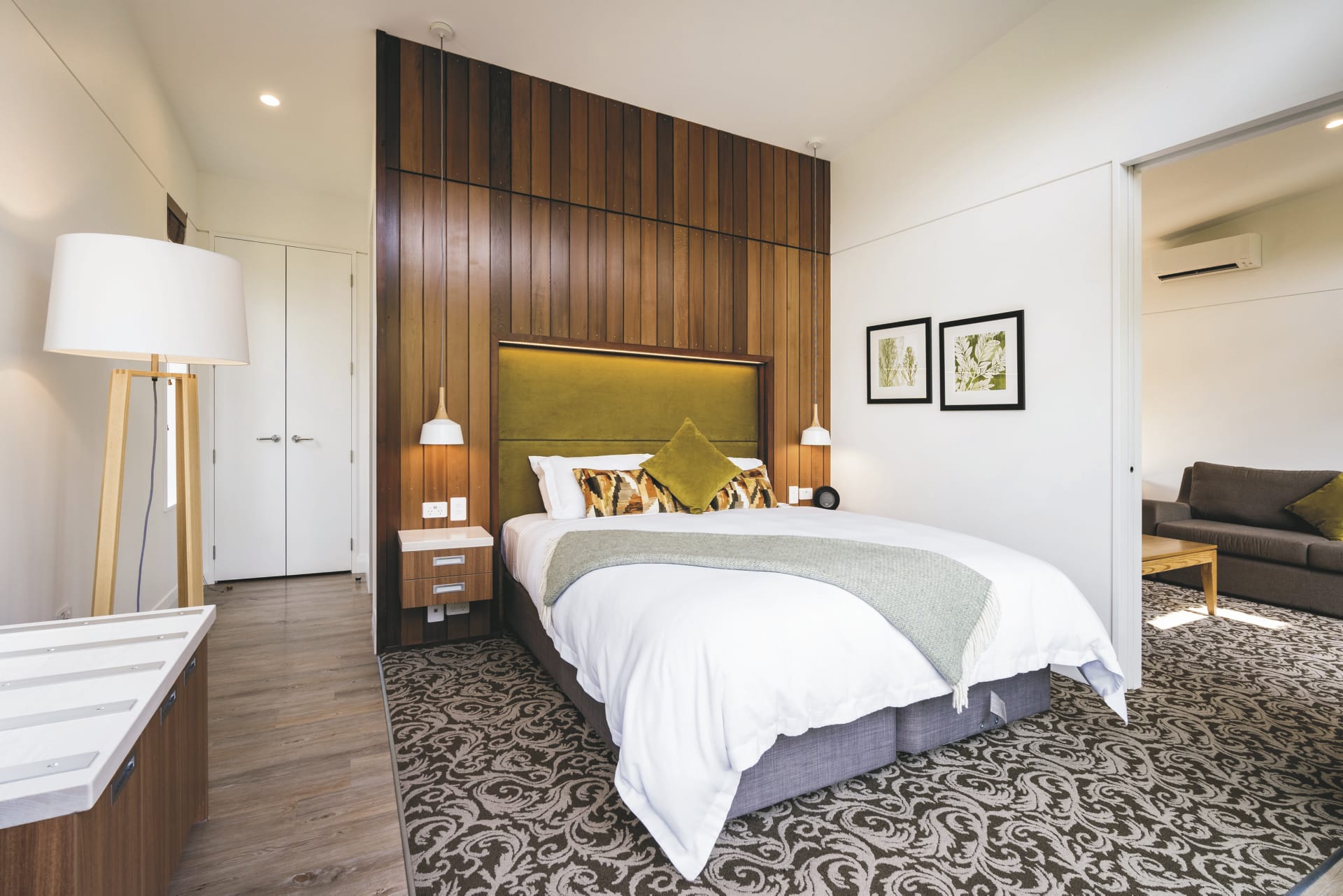 NZL_SIS_20181008_OL_1_11