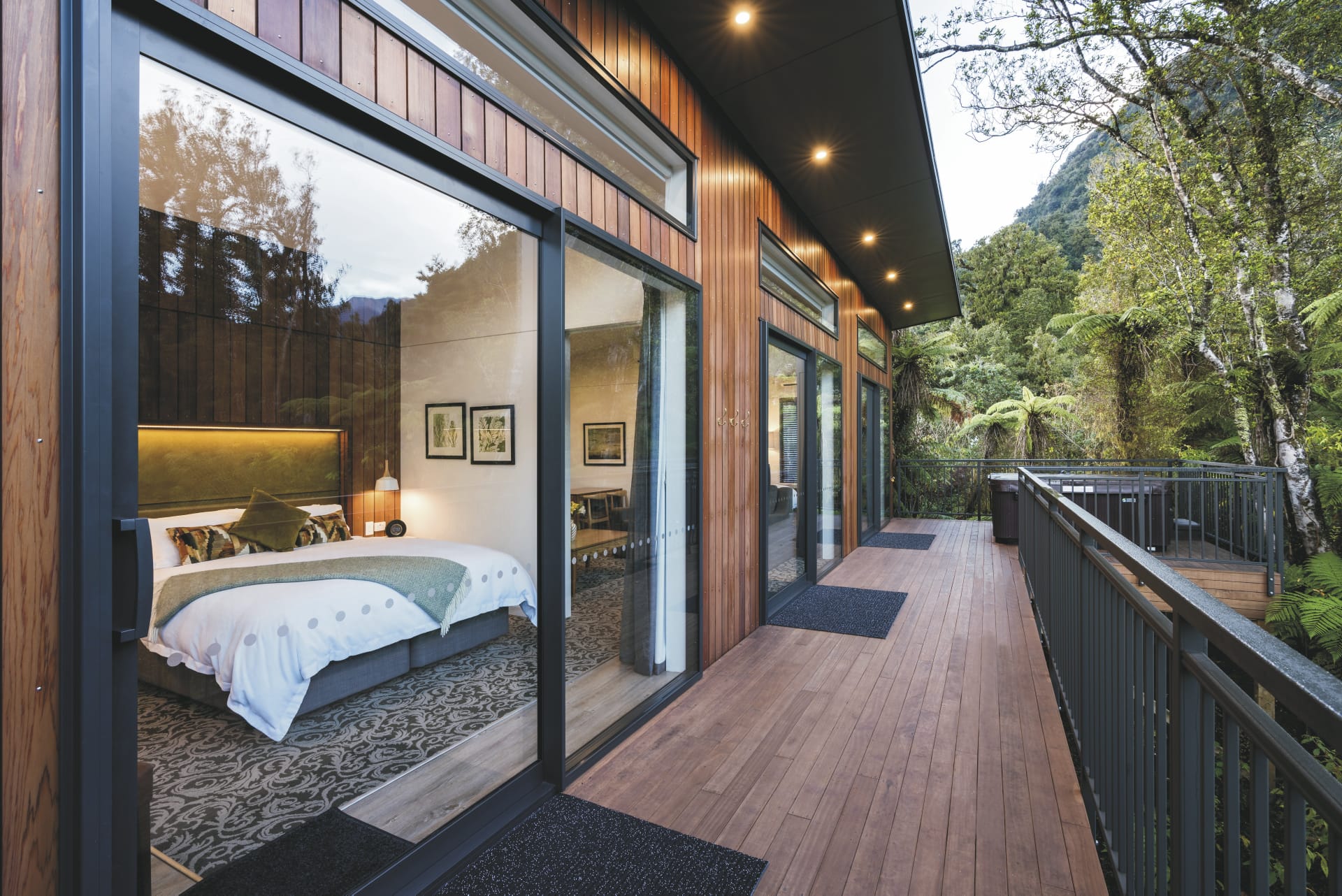 NZL_SIS_20181008_OL_1_9