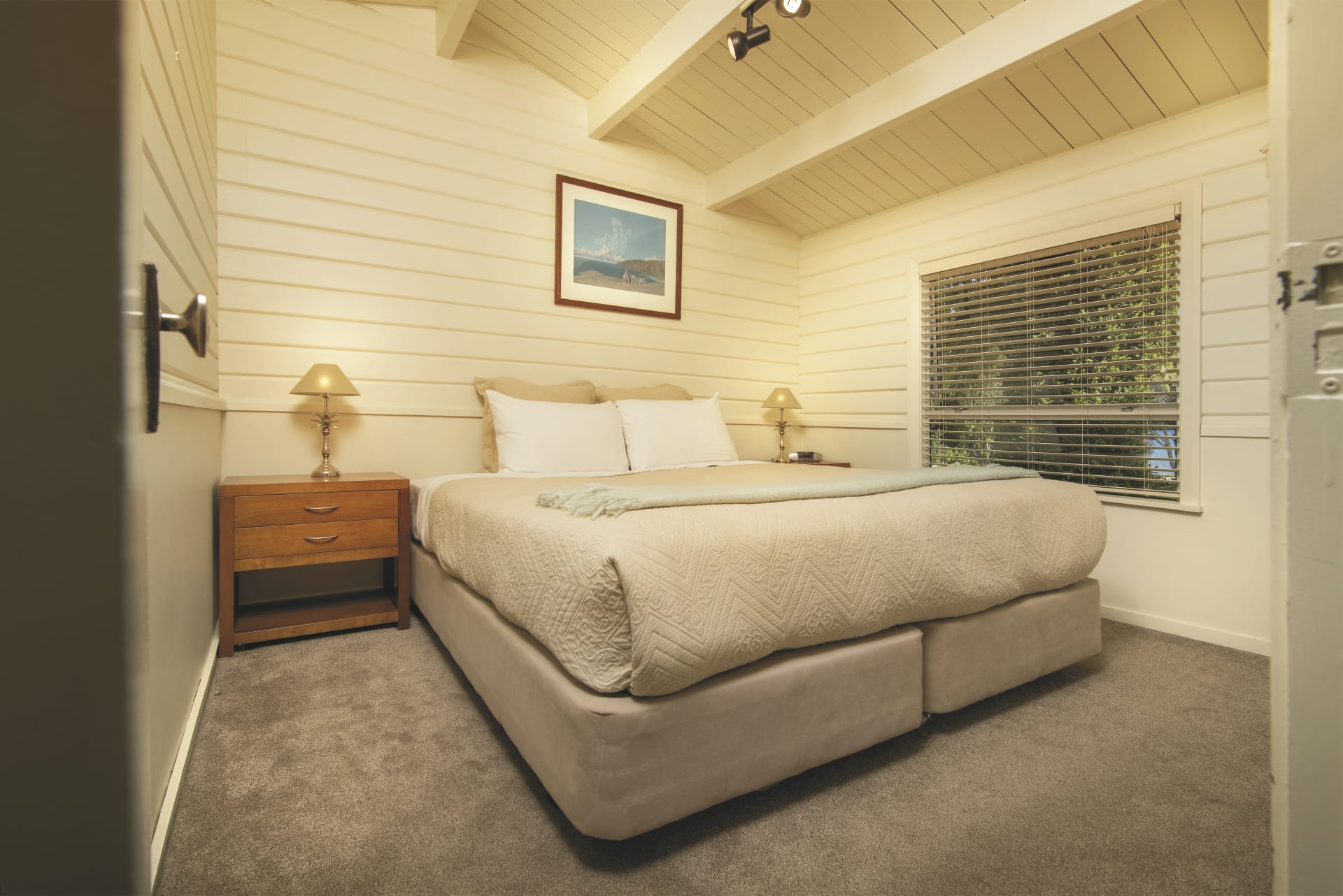 NZL_SIS_20191001_OL_13