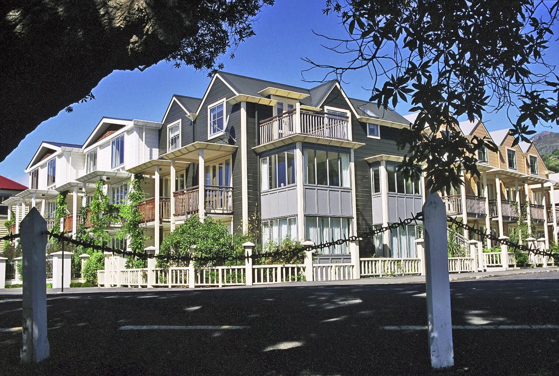 NZL_SIS_214_20121002_OL