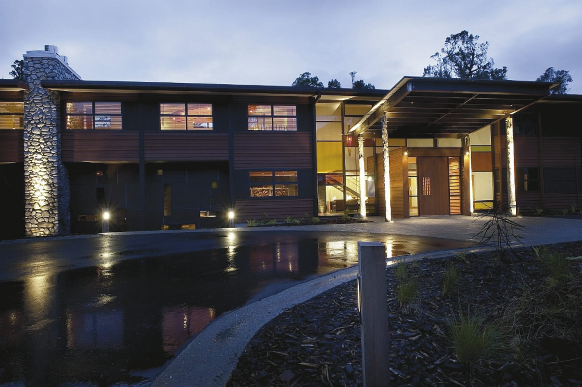 NZL_SIS_380_20090819_SS