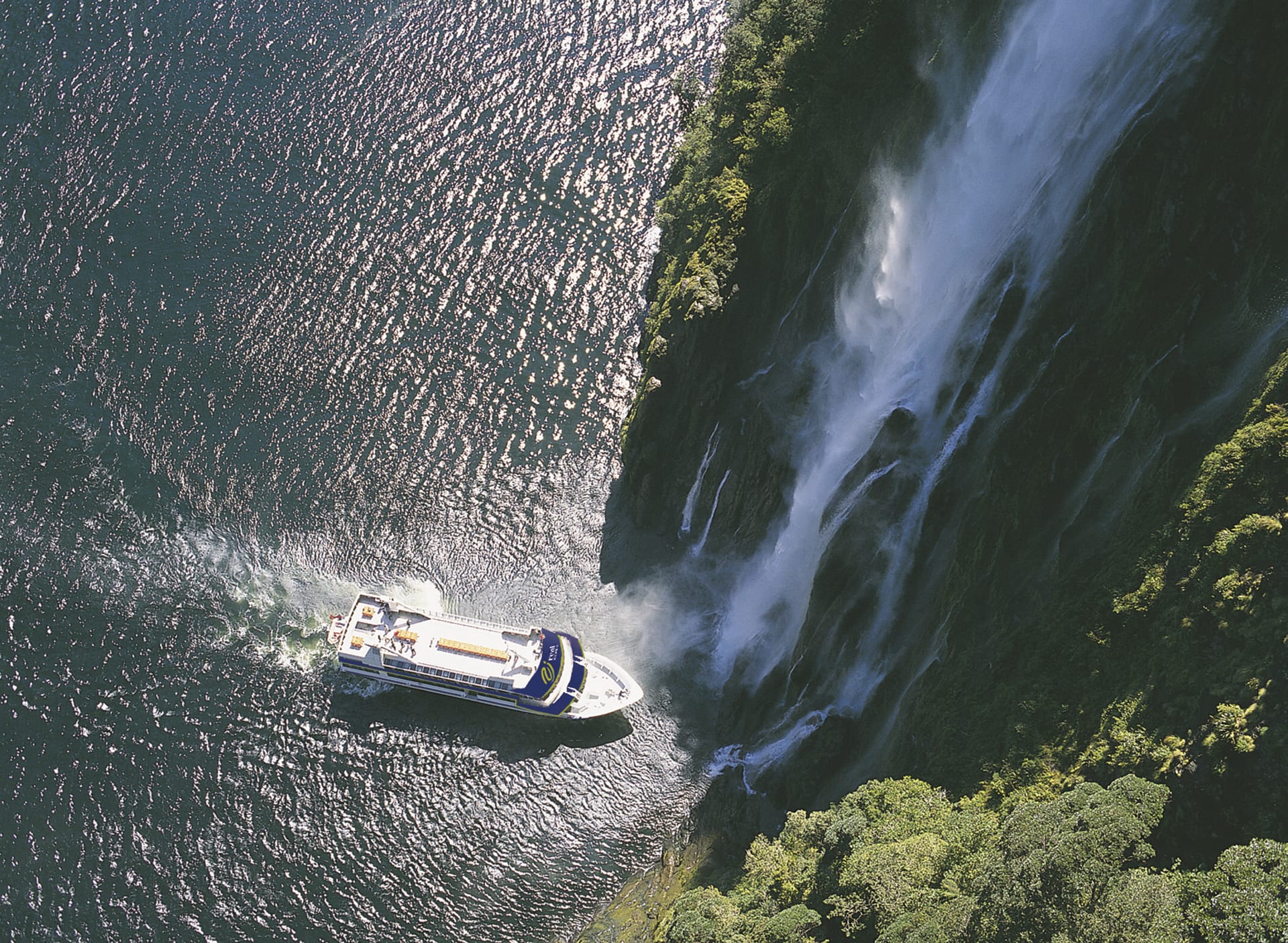 NZL_TRA_185_20070313_BR