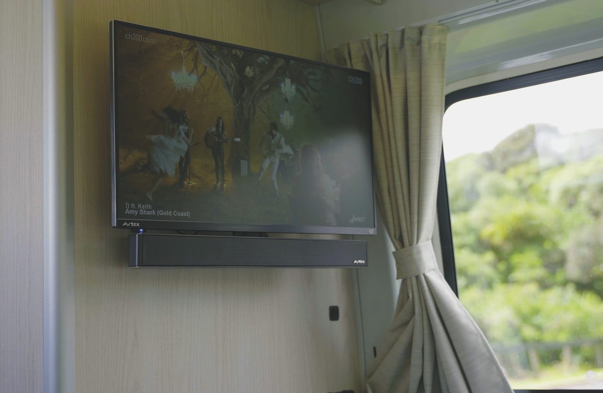 NZL_TRA_20240411_BR_35