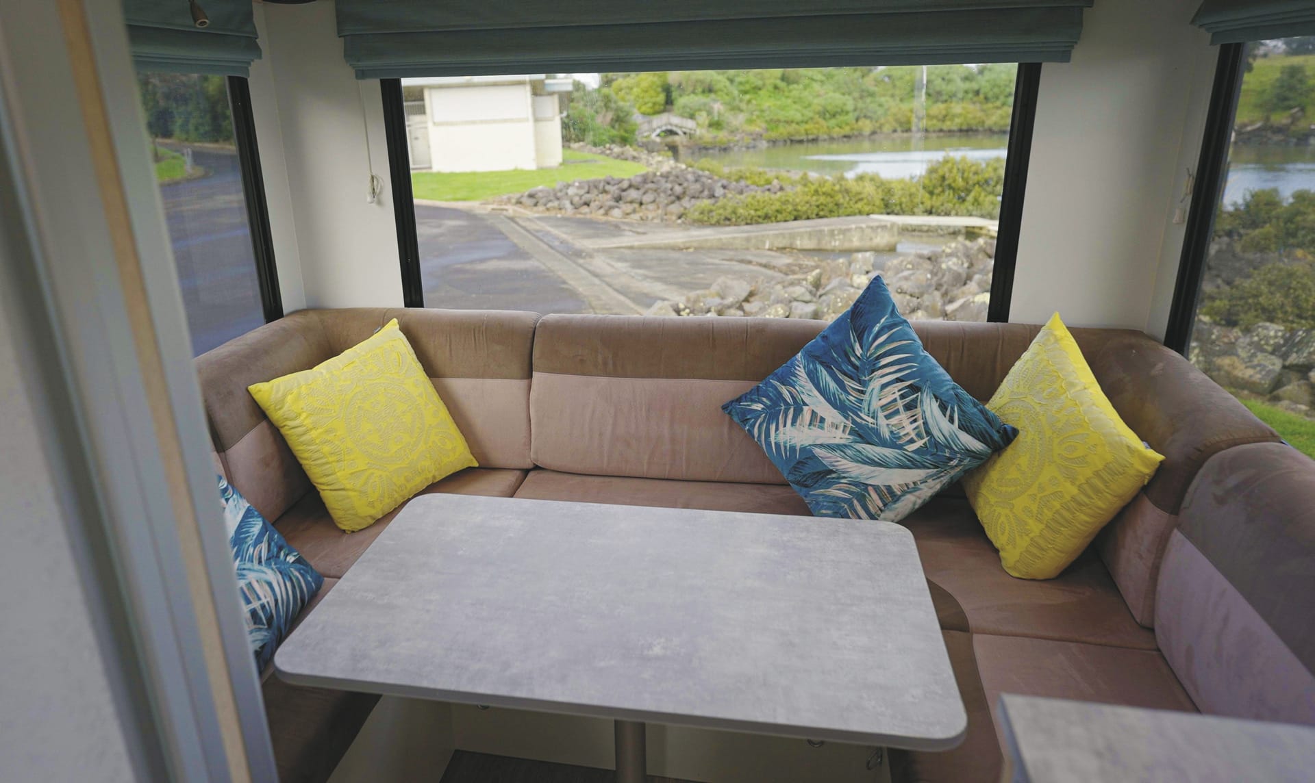 NZL_TRA_20240411_BR_9