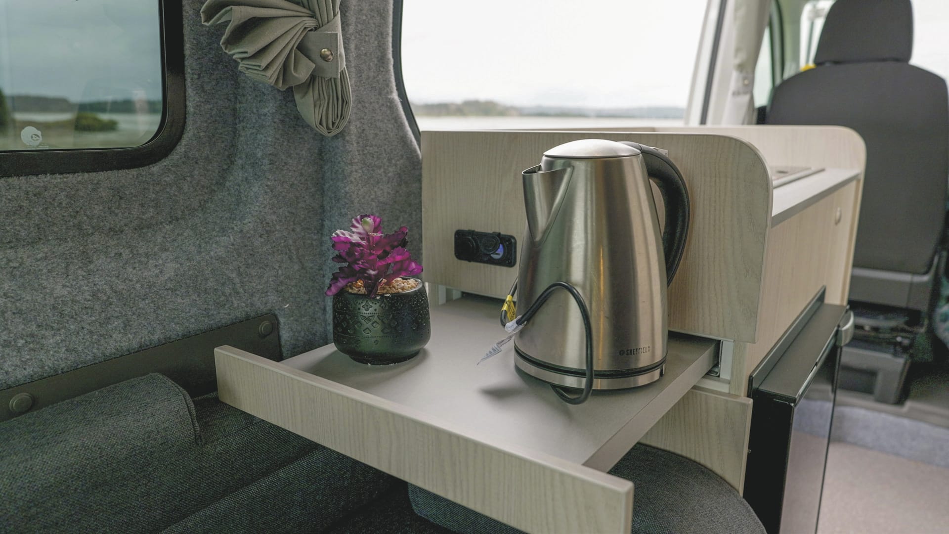 NZL_TRA_20241127_BR_11