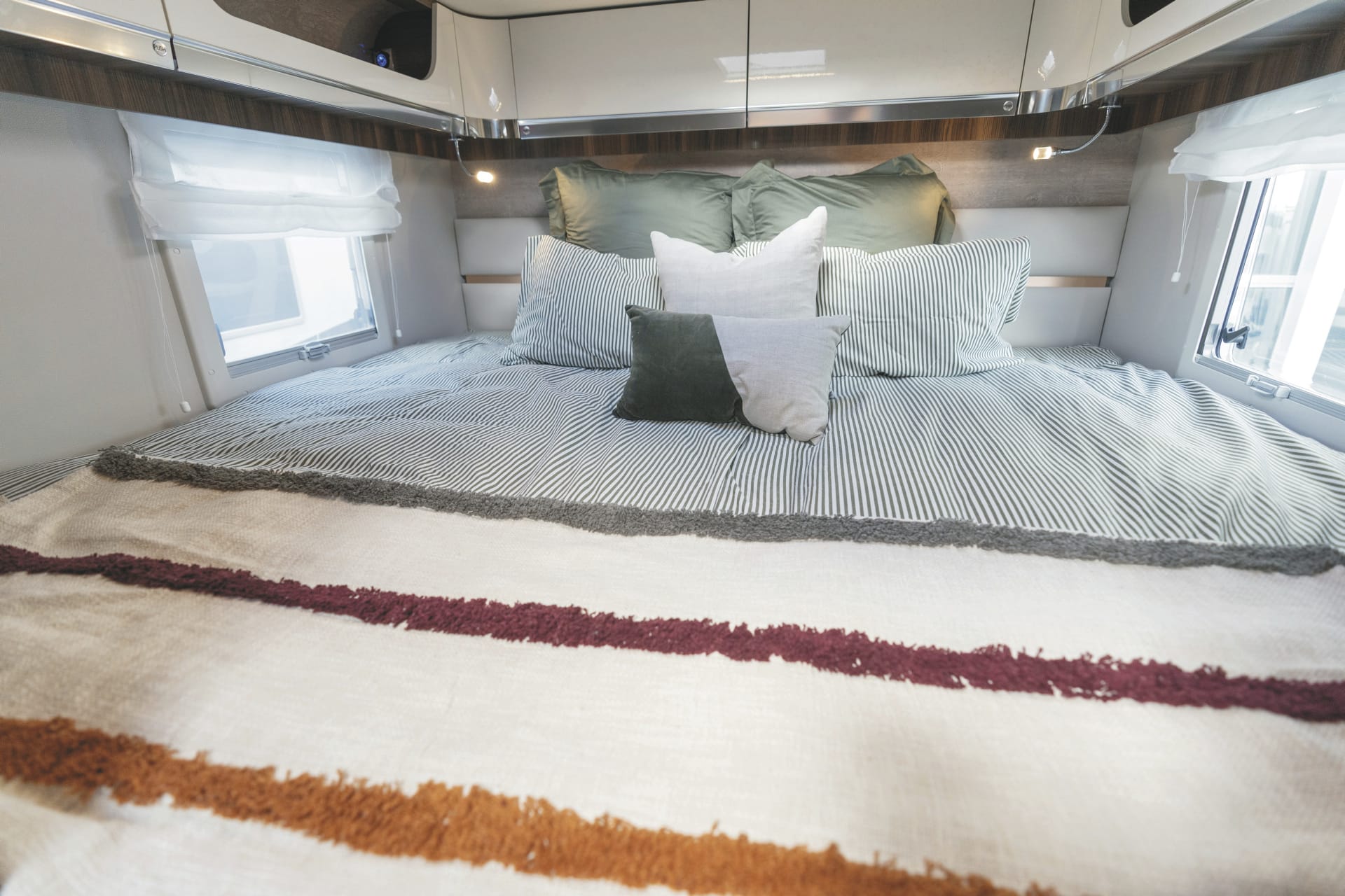 NZL_TRA_20241218_BR_51