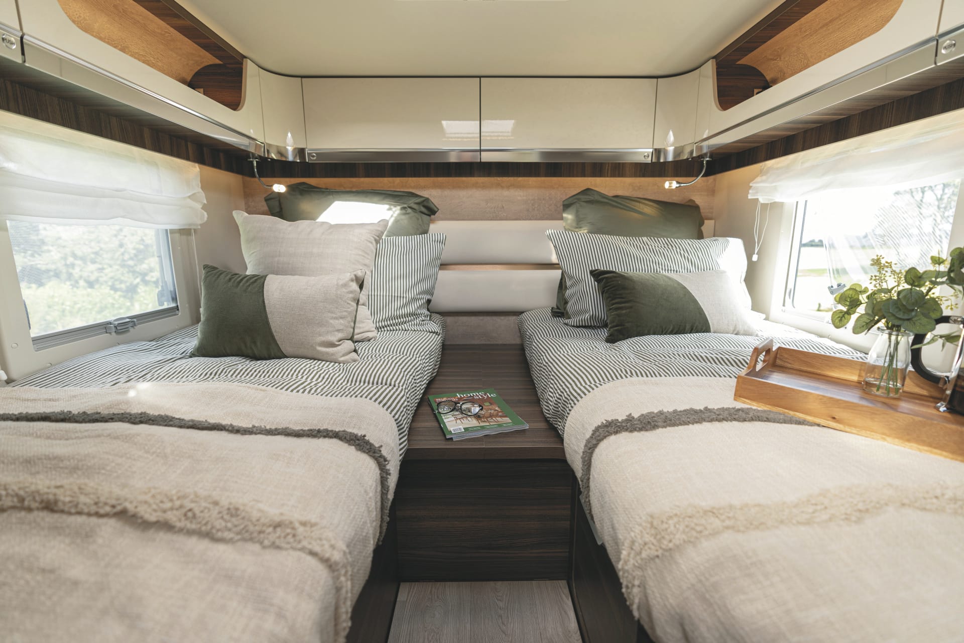 NZL_TRA_20241218_BR_54