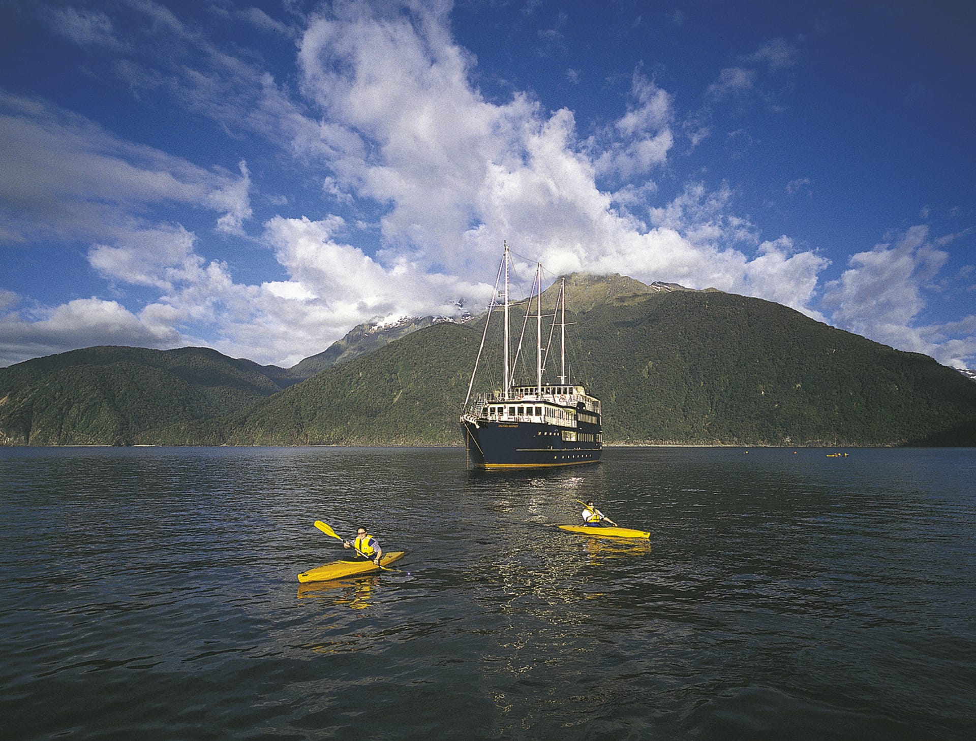 NZL_TRA_203_20070313_BR