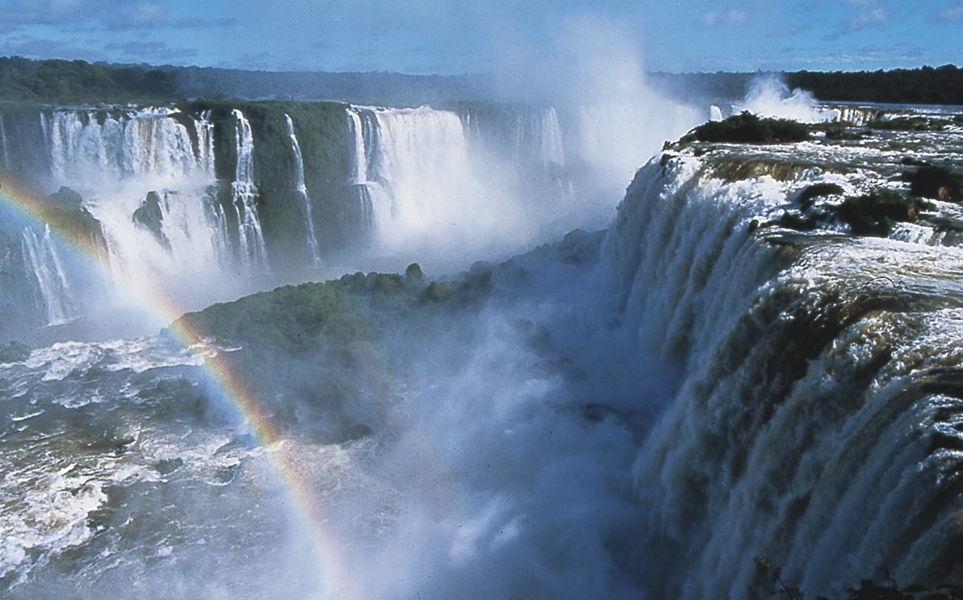 SAM_AR_108_20081218_SS