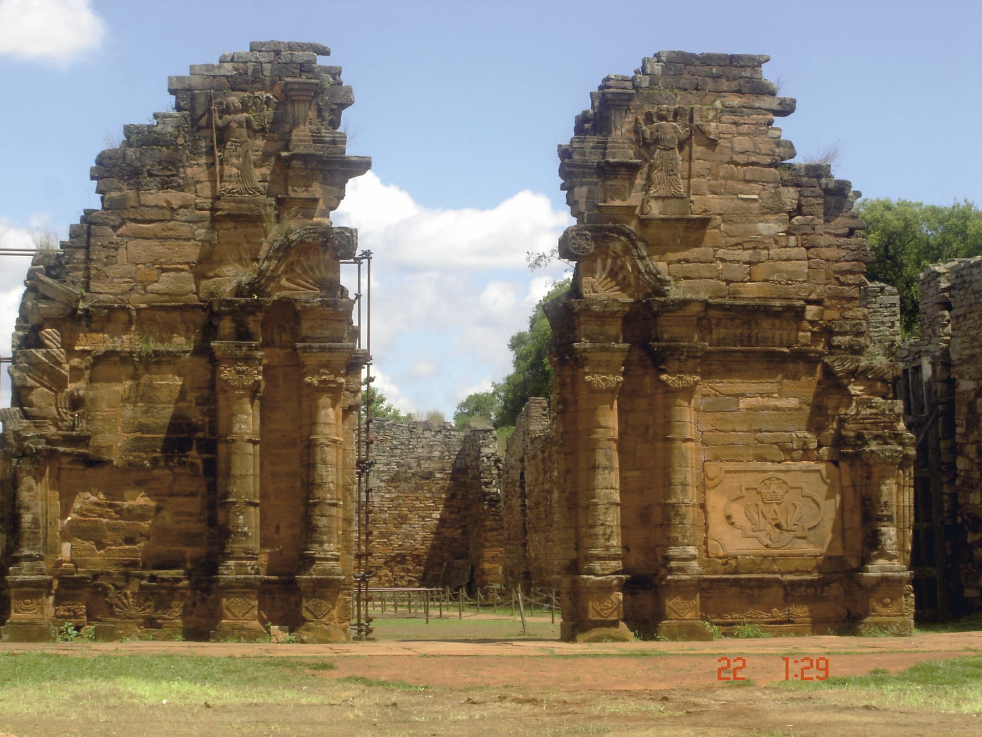 SAM_AR_108_20131011_PP