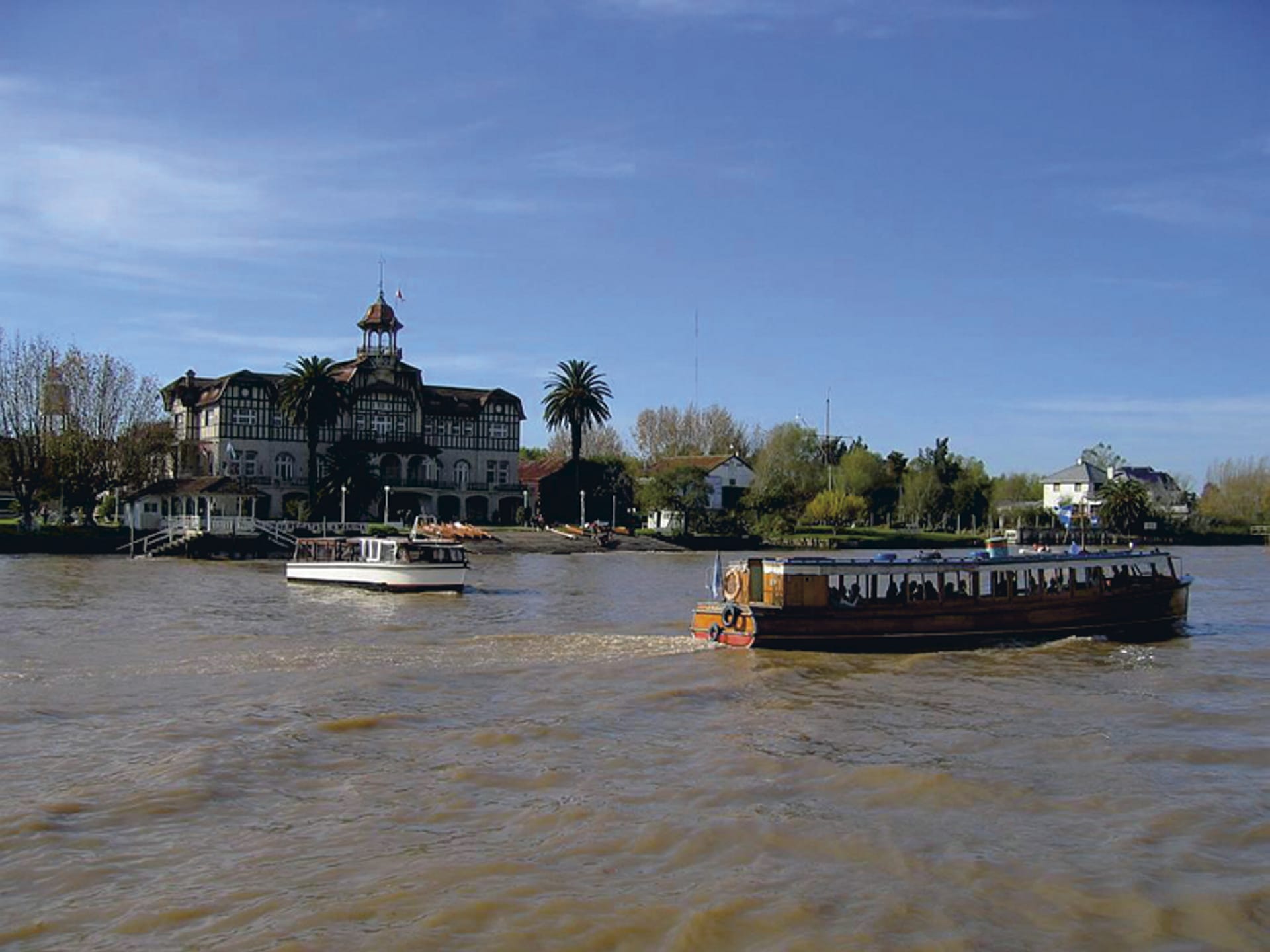 SAM_AR_200_20110913_PP