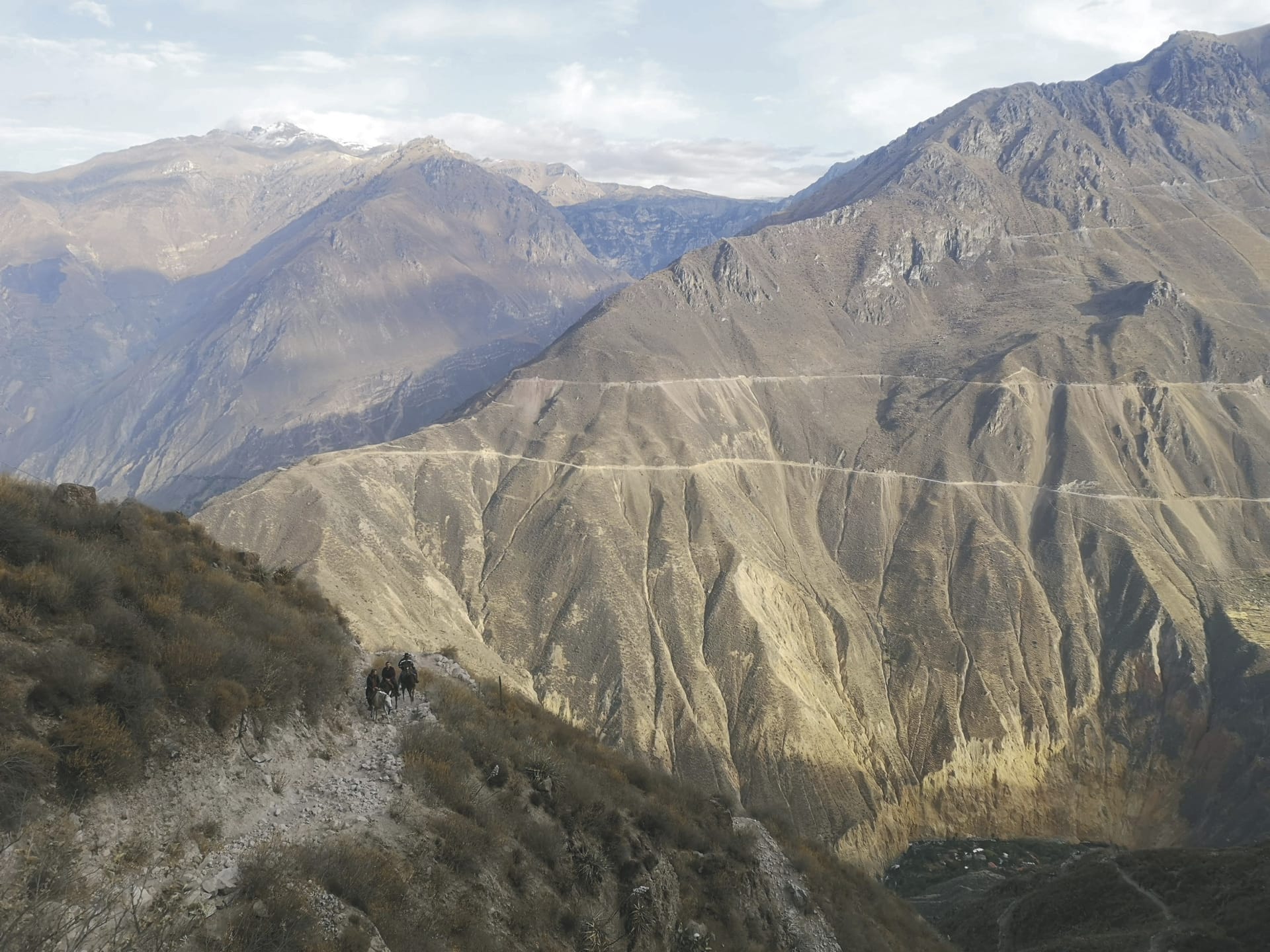 SAM_PE_20231026KHM_3